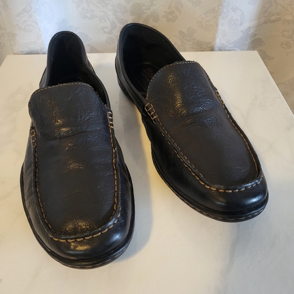 BORN Men's Loafer Driving Leather Shoes, Size 12M, Black, Slip on, Classic Style - Picture 3 of 16